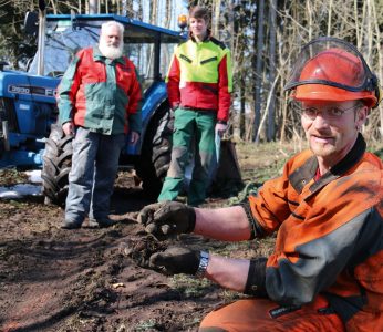 Waldarbeiter und Landwirt Ruedi Beyeler Rückegassen TIR transNews