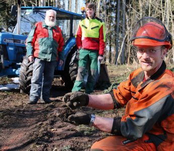 Waldarbeiter und Landwirt Ruedi Beyeler Rückegassen TIR transNews
