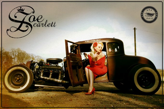 Mach mit und gewinne ein hochwertiges Set mit Zoe Scarlett-Aluschildern!