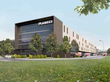 Das neue Logistikcenter in Penthalaz ist die 13. Anlage von Planzer für Bahn-Strasse-­Logistik.