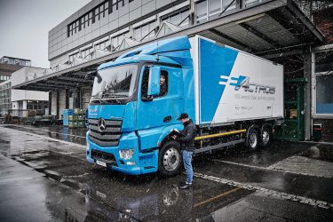 Mercedes-Benz eActros Praxis-Erprobung TIR transNews