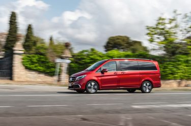 Die neue V-Klasse TIR transNews