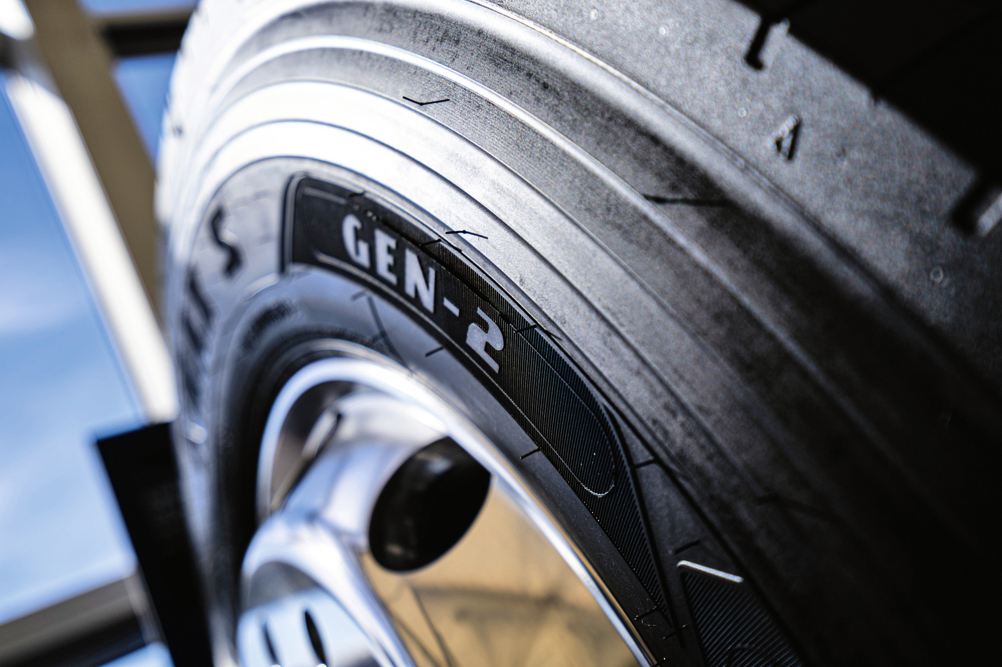 Goodyear Fuelmax und Kmax TIR transNews
