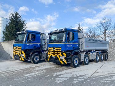 Hubschmid Logistik Mercedes-Arocs-Fünfachser TIR transNews