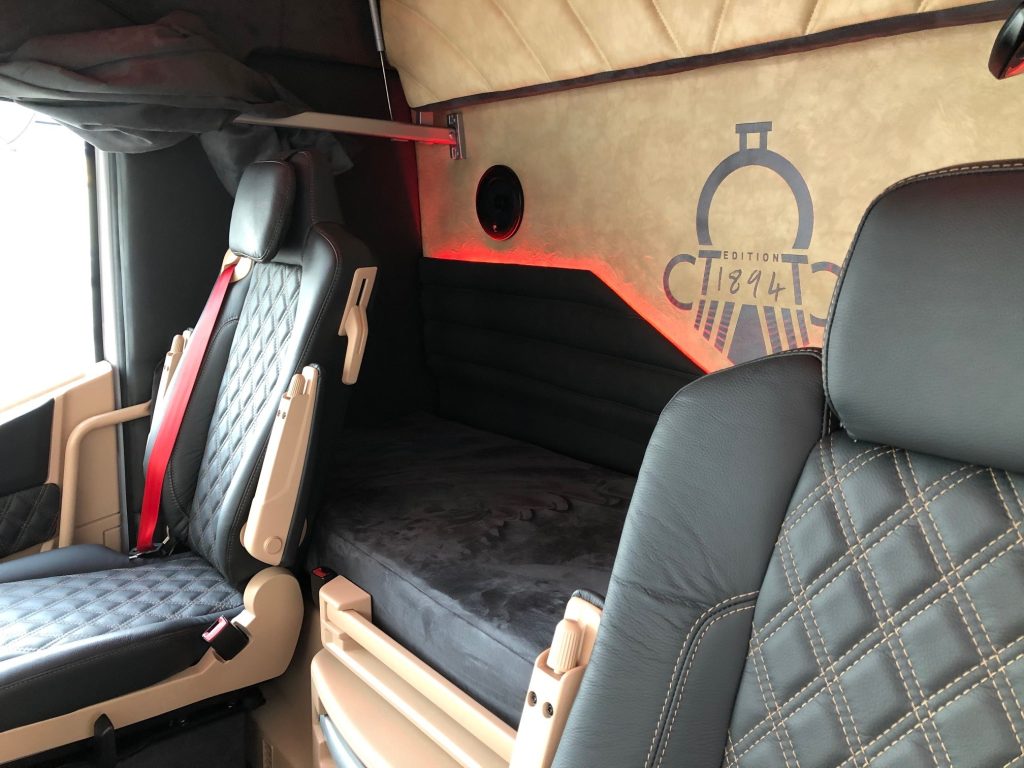 Renault Trucks T520 Schumacher Transporte + Bitumen AG TIR transNews