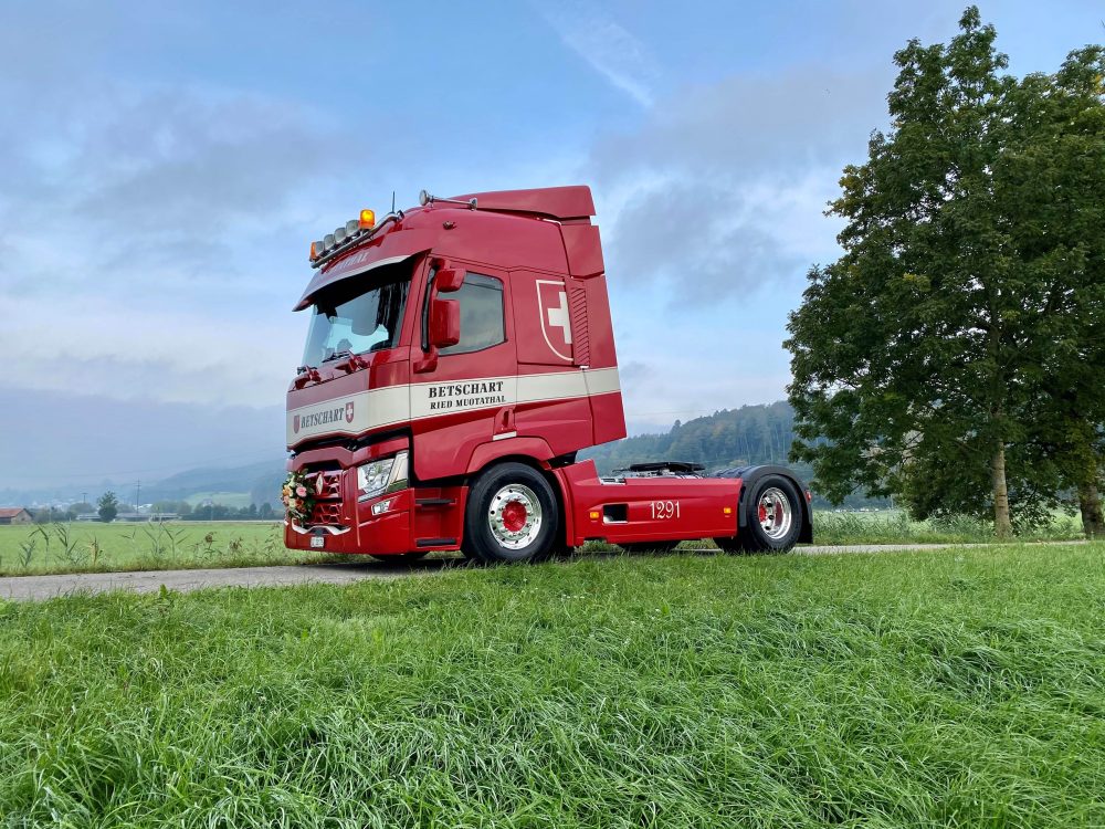 Betschart Transporte AG Renault Trucks TIR transNews