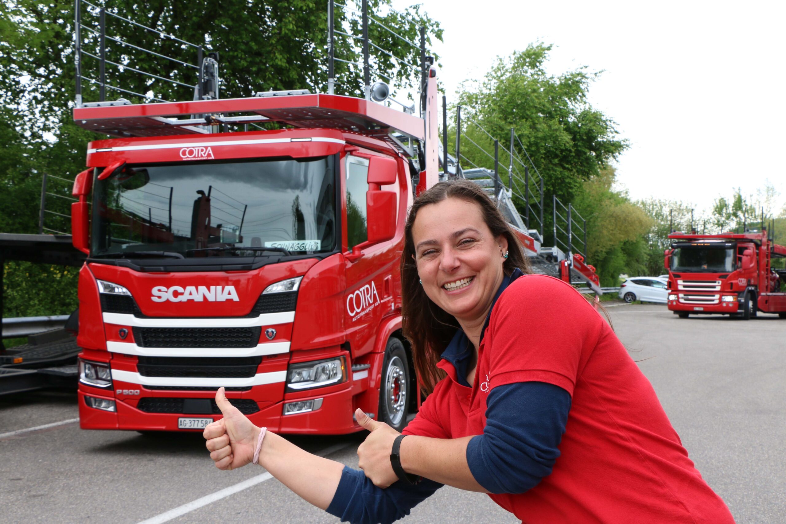 Sie freut sich jeden Tag auf ihren Scania Autotransporter - TIR transNews