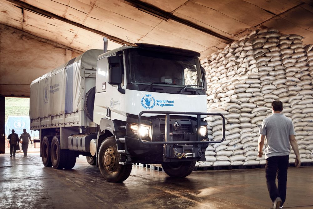 Renault Trucks und Welternährungsprogramm TIR transNews