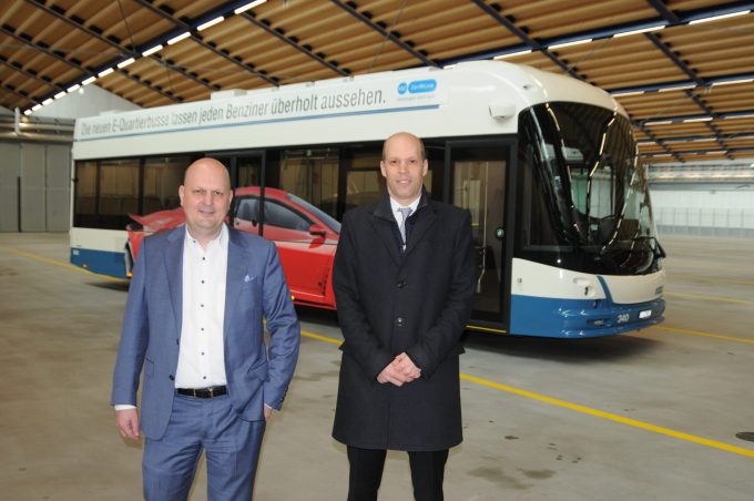 Batterie-Quartierbusse der VBZ von Hess TIR transNews