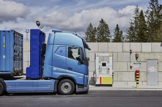 Volvo Trucks Brennstoffzellen-LKW TIR transNews