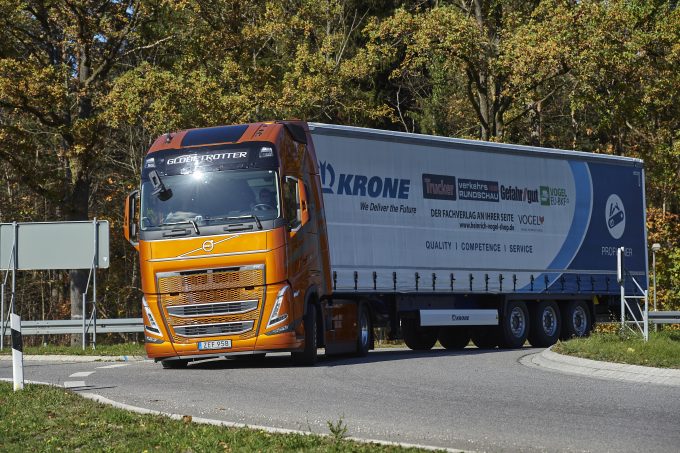 Volvo FH 460 I-Save hat 18 Prozent weniger verbraucht TIR transNews