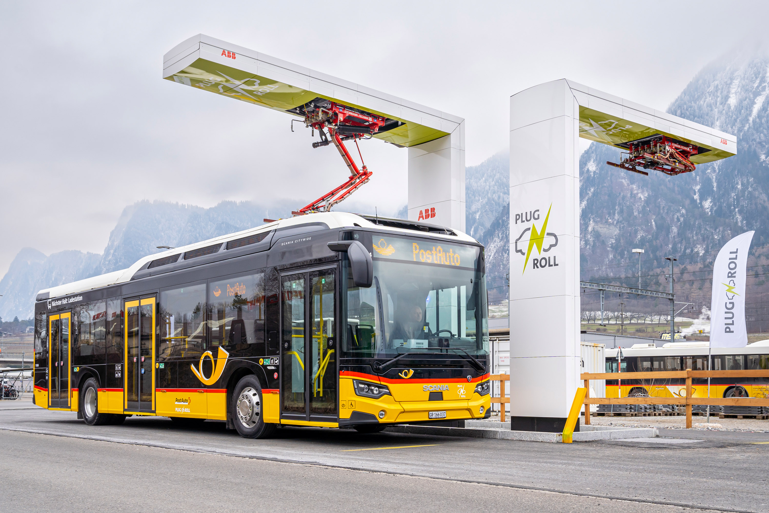 Scania Elektropostautos Graubünden PLUG’N ROLL TIR transNews