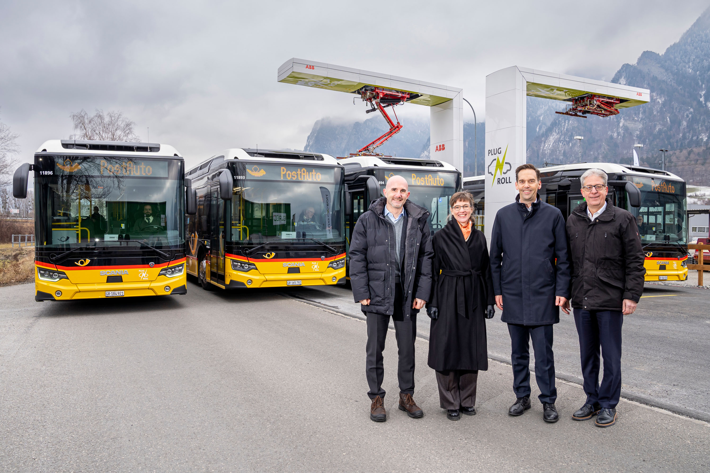 Scania Elektropostautos Graubünden PLUG’N ROLL TIR transNews