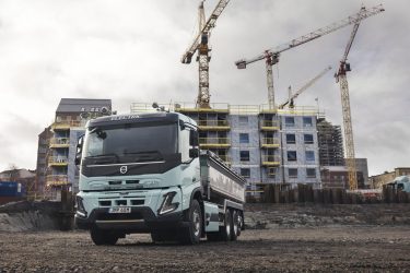 Volvo Trucks Elektro-LKW für die Baustelle TIR transNews