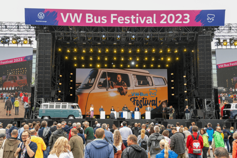 VW-Bus-Fans VW Bus Festival 2023 TIR transNews