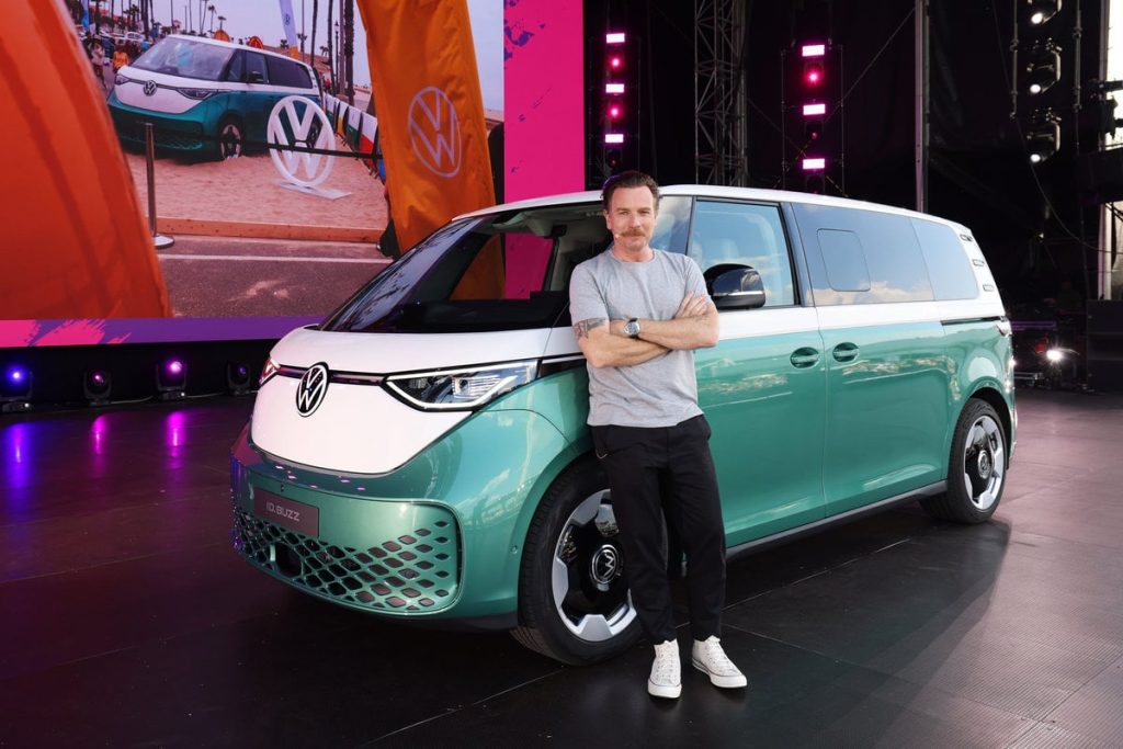 VW Bus Festival 2023 ID.Buzz lang Ewan McGregor TIR transNews