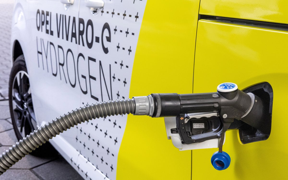 Opel Vivaro-e Hydrogen TIR transNews