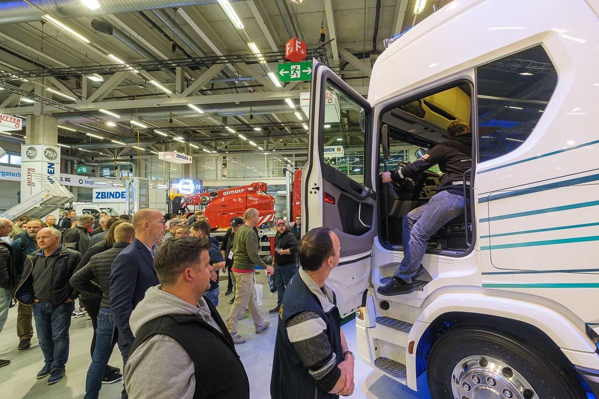 Lastwagen-Importeure transport-CH 2023 TIR transNews
