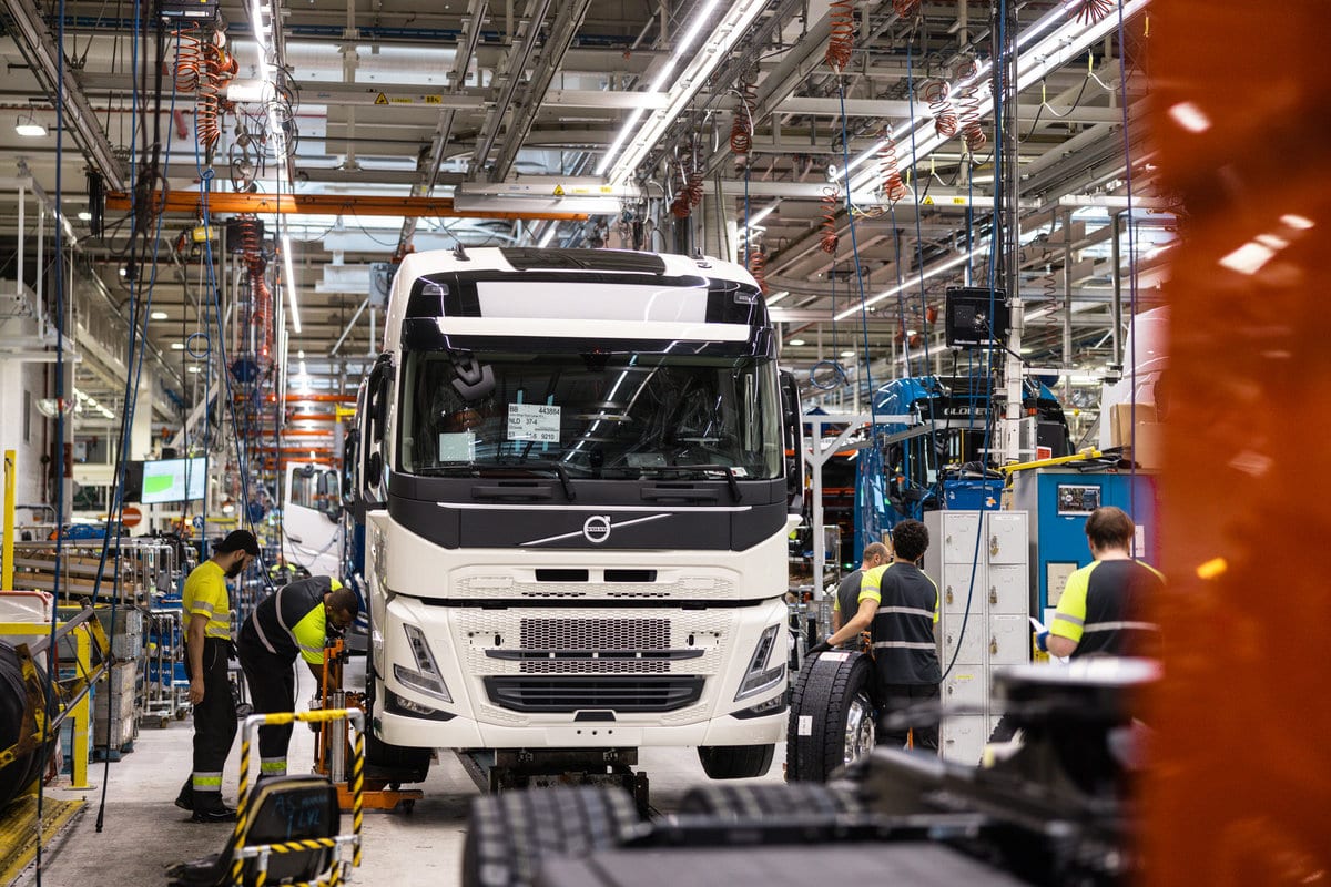 Volvo Trucks Electric Produktionsstart Gent TIR transNews