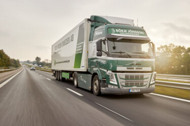 Volvo Trucks E-LKW im Dauereinsatz TIR transNews