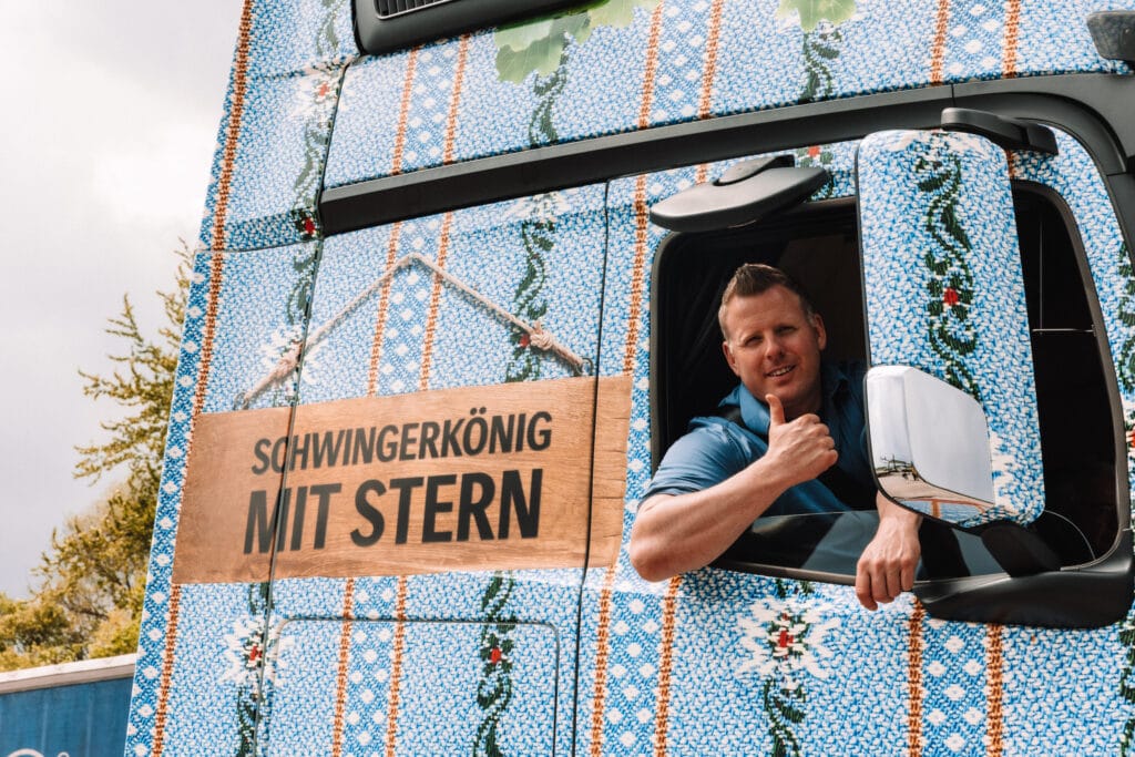 Schwingerkönig Matthias Glarner Markenbotschafter Mercedes-Benz Trucks TIR transNews