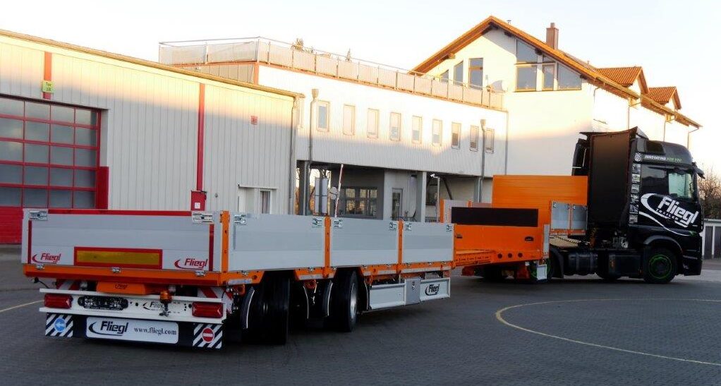 Fliegl SZS 440 Jumbo Heggli AG TIR transNews