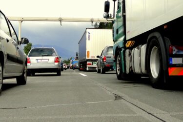 Astra Bundesrat Signalisation Lastwagenverkehr TIR transNews