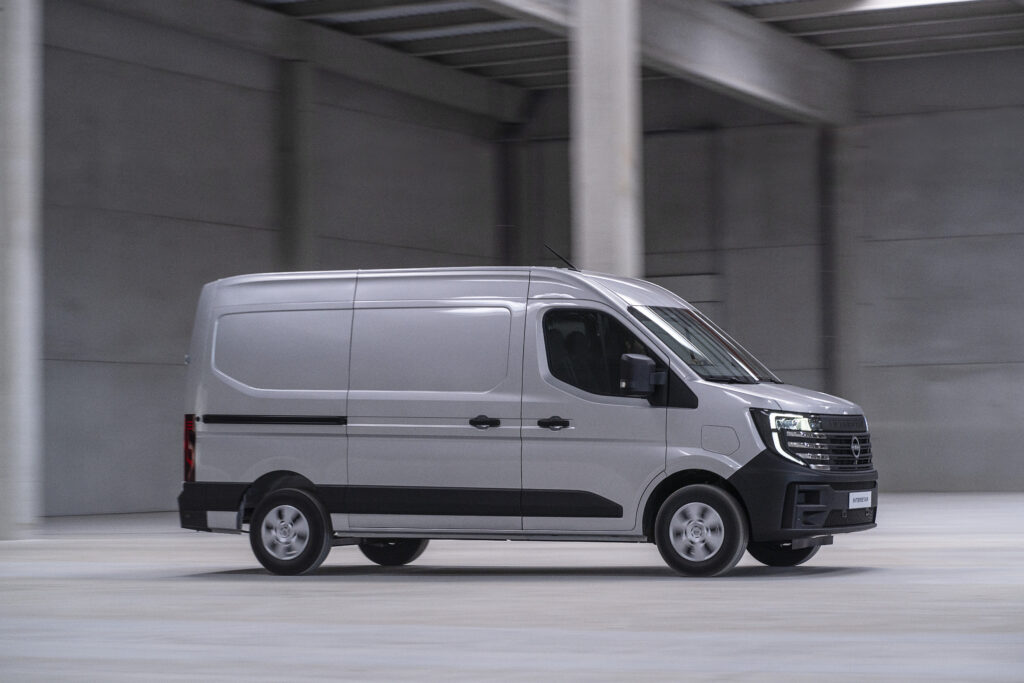 Nissan Interstar 2024 TIR transNews