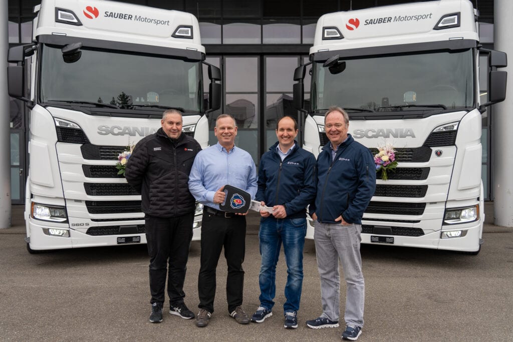 Scania Stake F1 Team KICK Sauber TIR transNews