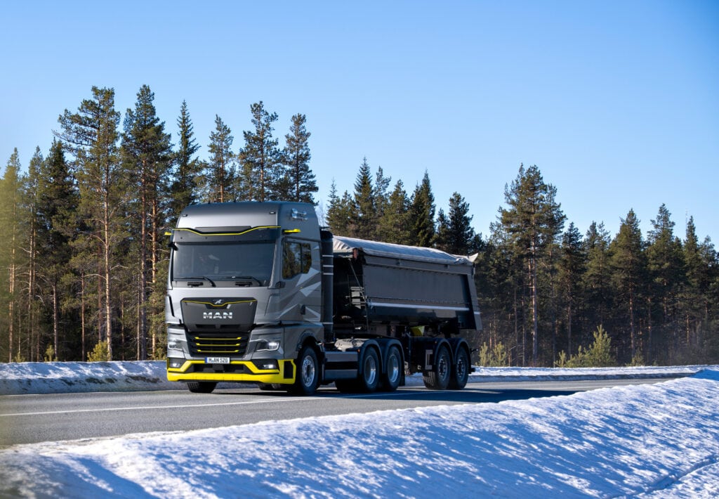 MAN Truck & Bus hTGX Wasserstoff-Verbrenner TIR transNews