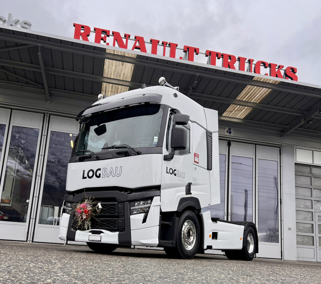 Logbau Renault Trucks TIR transNews