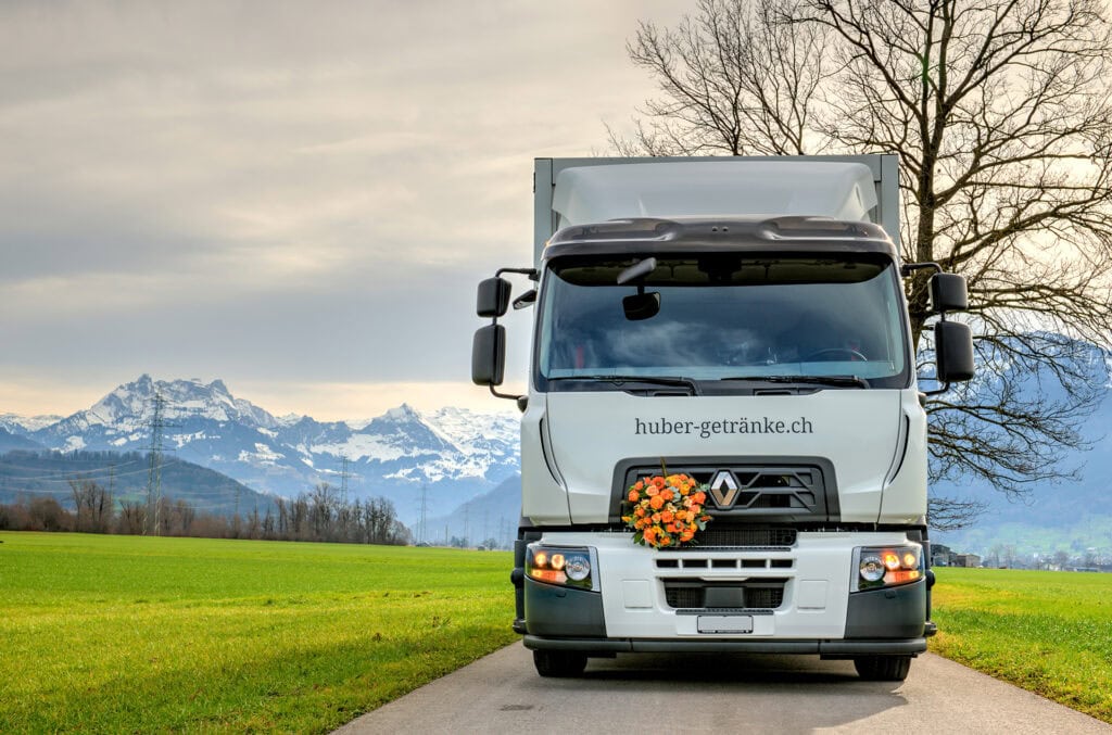 Huber Getränkehandlung AG Renault Trucks E-Tech D Wide TIR transNews