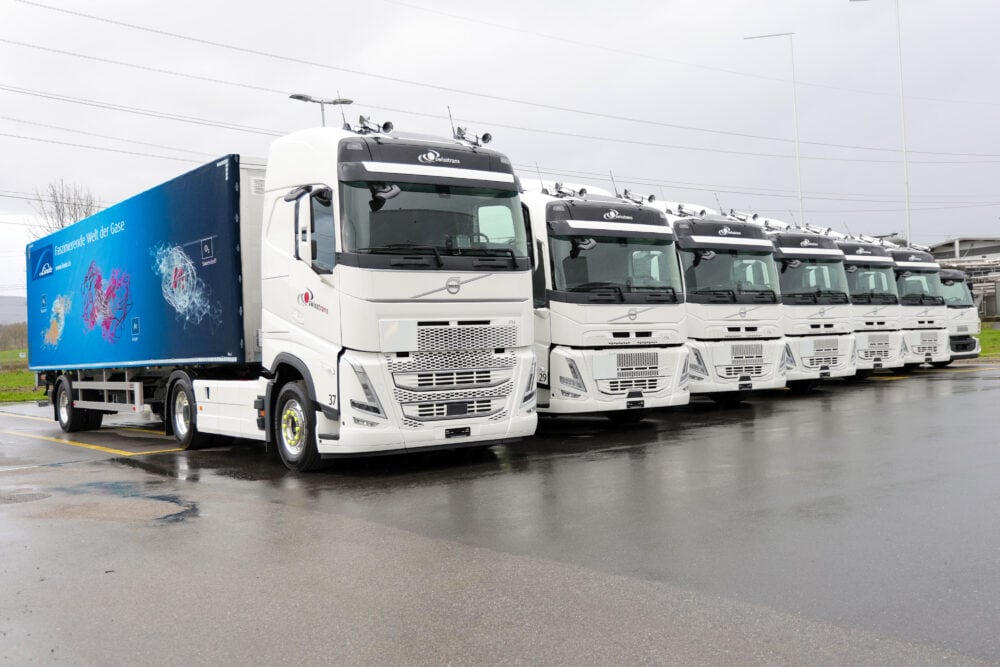 Swisstrans GmbH Volvo Trucks TIR transNews