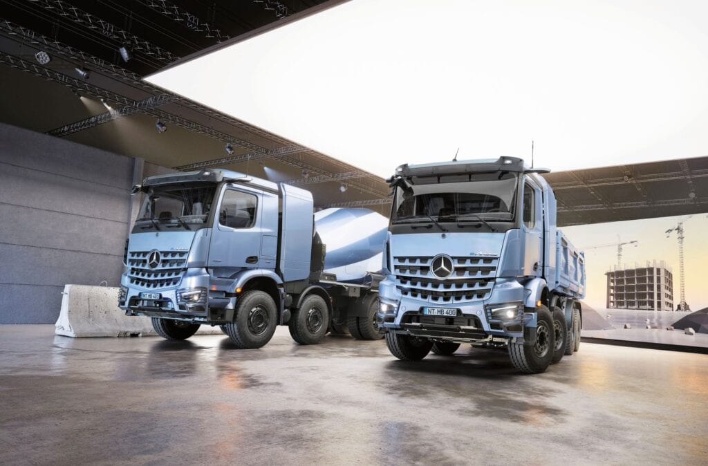Der eArocs 400 wird zunächst als 32- und 41-Tonner in der Achsformel 8×4 mit vier verschiedenen Radständen verfügbar sein.