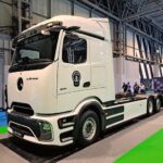Der Mercedes-Benz eActros 600 war einer der wenigen schweren (batterieelektrischen) Lastwagen vor Ort.