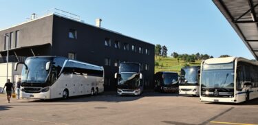 Der Geschäftssitz der Daimler Buses Schweiz AG in Winterthur ist bereit für die Besucherinnen und Besucher.