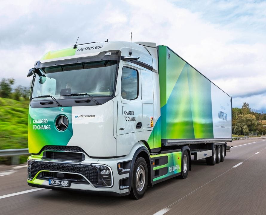 Den eActros 600 mit drei Batteriepaketen wird es auch als 4×2- und 6×2-Fahrgestell mit diversen Radständen geben.