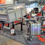 Der Fahrzeugbau spielt an der Solutrans eine grosse Rolle, daher gibt es auch viele Bauteile und Zubehör zu finden.