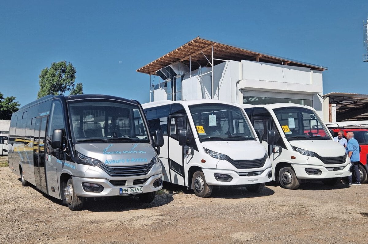 Auf Iveco-Daily-Chassis entstehen Midibusse mit bis zu 35 Sitzplätzen.