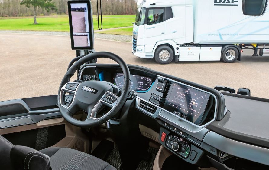 Die neuen XG und XG+ Electric verfügen über topmoderne Fahrerplätze.