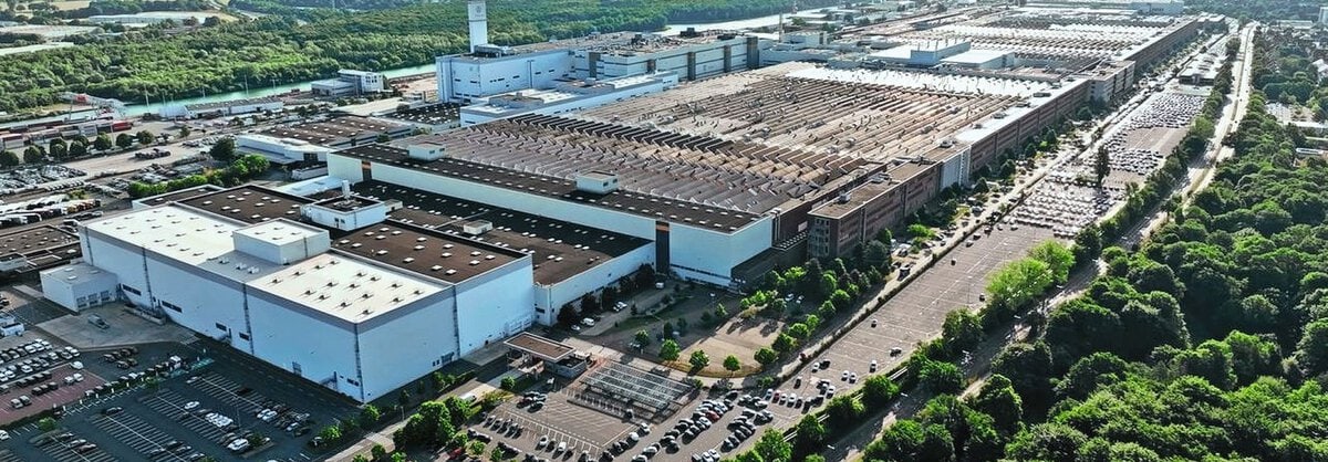 Heute ist die Fabrik auf 1,1 Millionen Quadratmeter angewachsen.