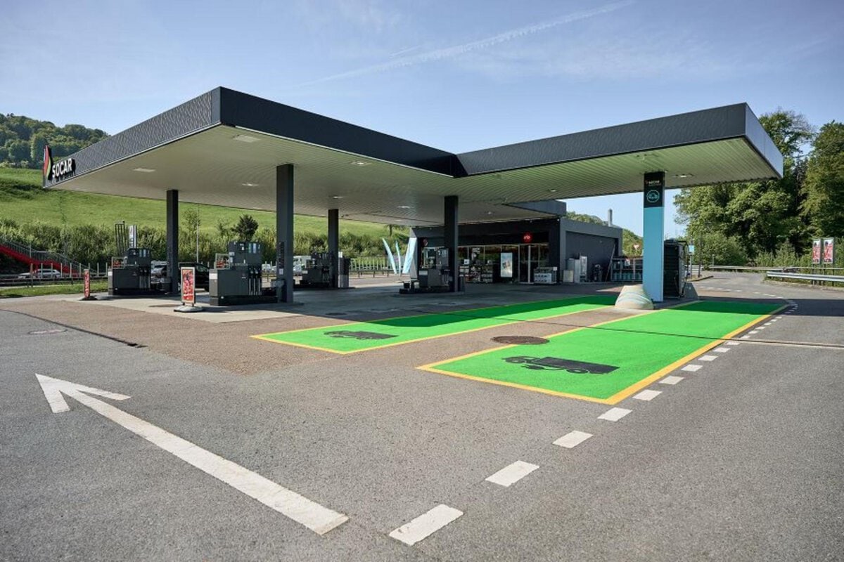 SOCAR eröffnet zweite Schnellladestation für E-LKW in Fuchsberg Nord. Quelle: zvg