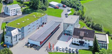 Am traditionsreichen Standort Madetswil ist die Schmierstoffproduktion von Laemmle Chemicals angesiedelt.