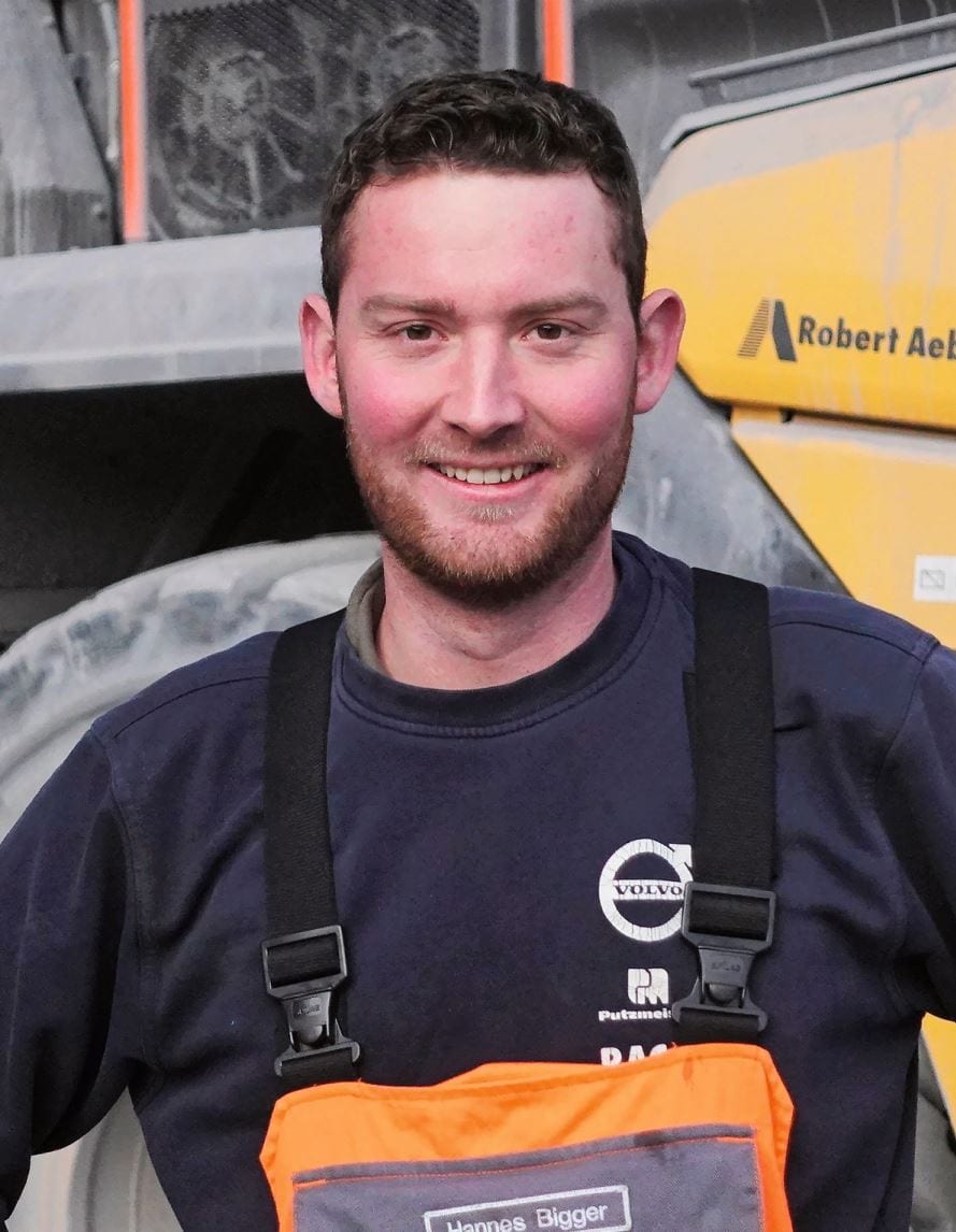 Hannes Bigger, Teamleiter der Baumaschinen-Werkstatt bei der Robert Aebi AG in Landquart.