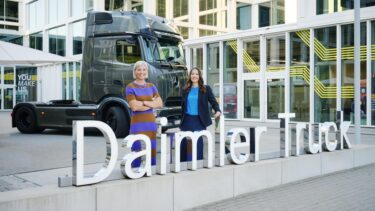 Karin Rådström und Eva Scherer heben Jahresprognose an. Quelle: zvg
