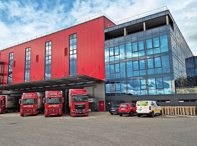 Vor zehn Jahren wurde das Schöni Logistikcenter in Rothrist eröffnet – dies wurde am Freitag und Samstag gefeiert.