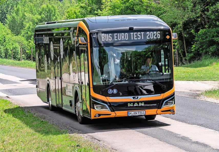 Der Lion's City 12 E LE mit bis zu 400 km Reichweite bildet das zentrale Angebot von MAN für den Regionalverkehr.